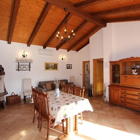 Charmantes Steinhaus Zur Alleinnutzung Mit Liegewiese, Grillbereich, Waschmaschine Holiday home Rovinj