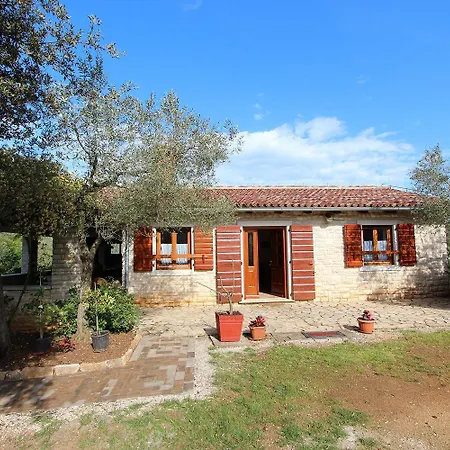 Charmantes Steinhaus Zur Alleinnutzung Mit Liegewiese, Grillbereich, Waschmaschine *